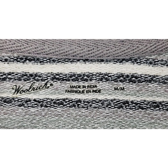 Woolrich Top ~ Long Sleeve 1/4 Zip Pullover/Popover ~ Size Medium - Picture 6 of 8